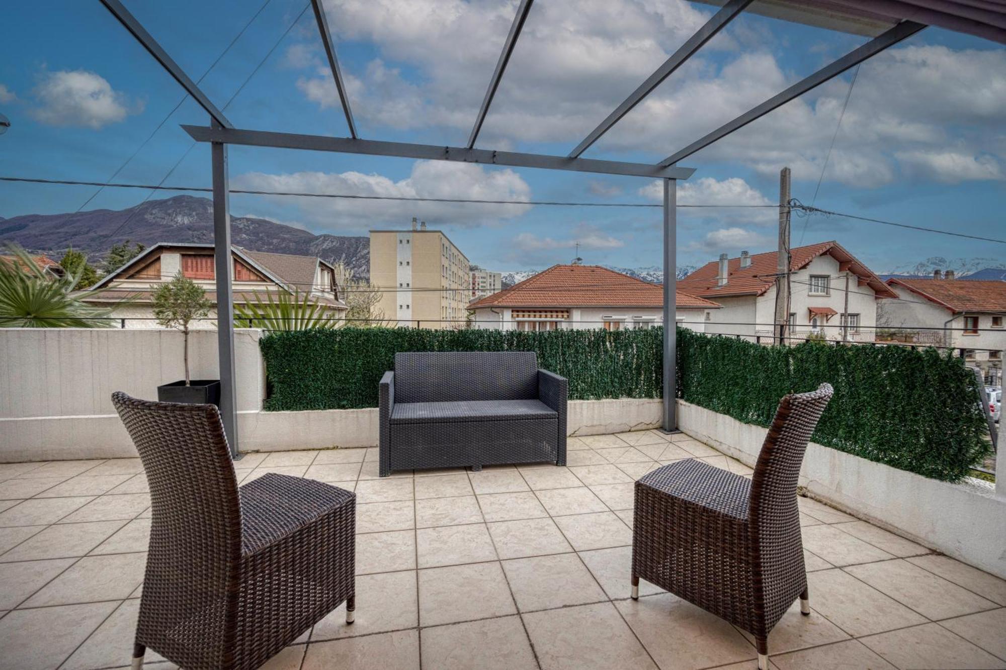 La Villa - Piscine / Karaoke / Jeux Fontaine  Eksteriør bilde